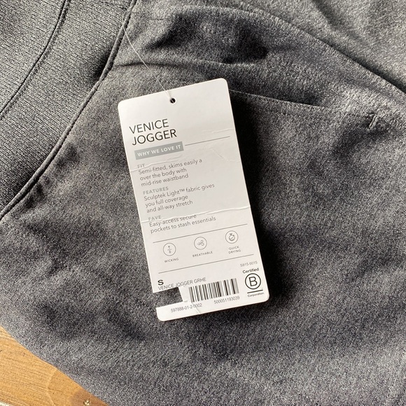 NWOT Athleta Women’s Venice Jogger Grey - Picture 8 of 10